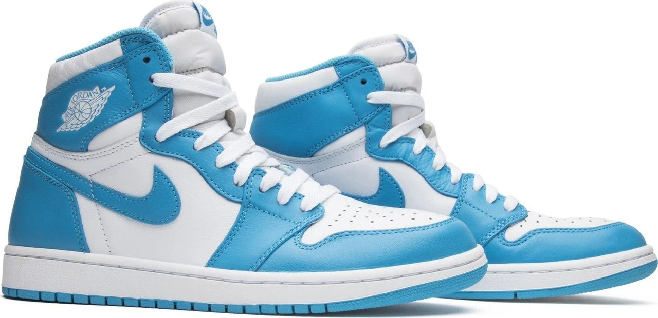 Air Jordan 1 Retro High OG 'UNC'