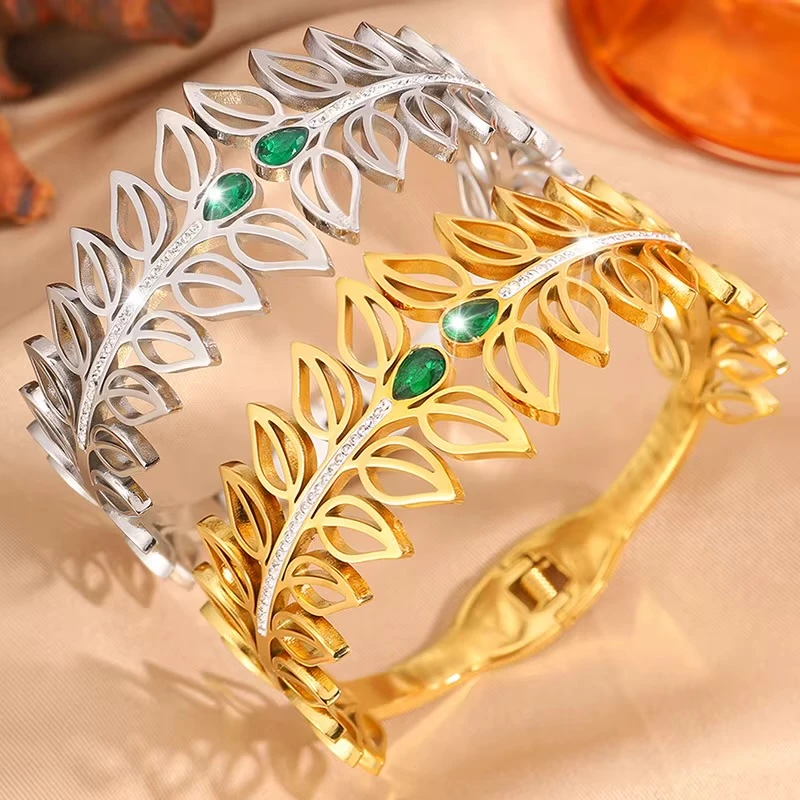 Fashion Jewelry Set Two Row of Leaves Bridal Vintage and Hyperbole 18K Gold Ring