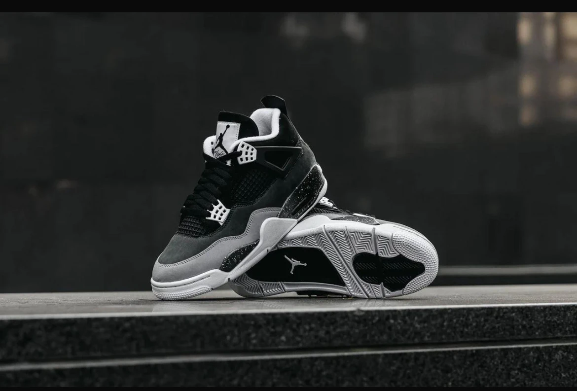 Air Jordan 4 Retro “Fear”