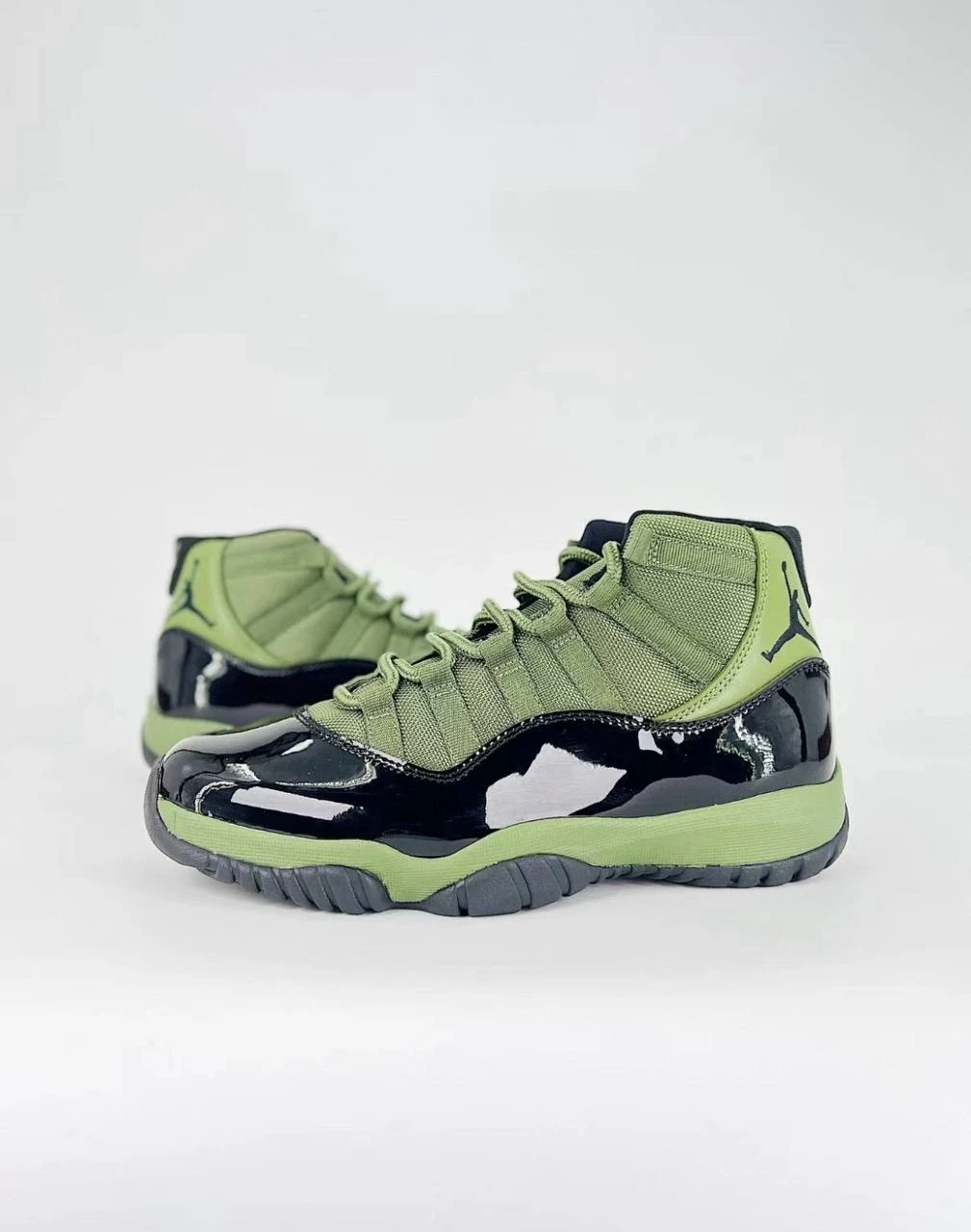 Nike Air Jordan 11 Green & Black – Classic Retro Basketball Sneakers